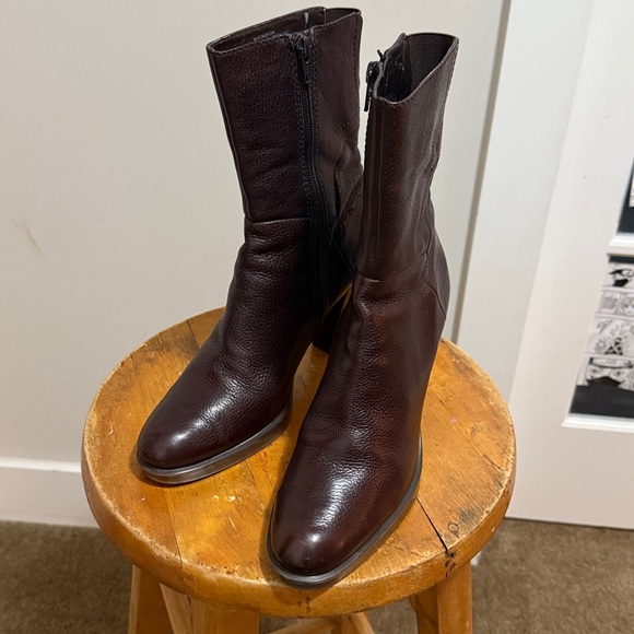 Ladies VINTAGE NINE WEST leather Boots - Picture 2 of 9